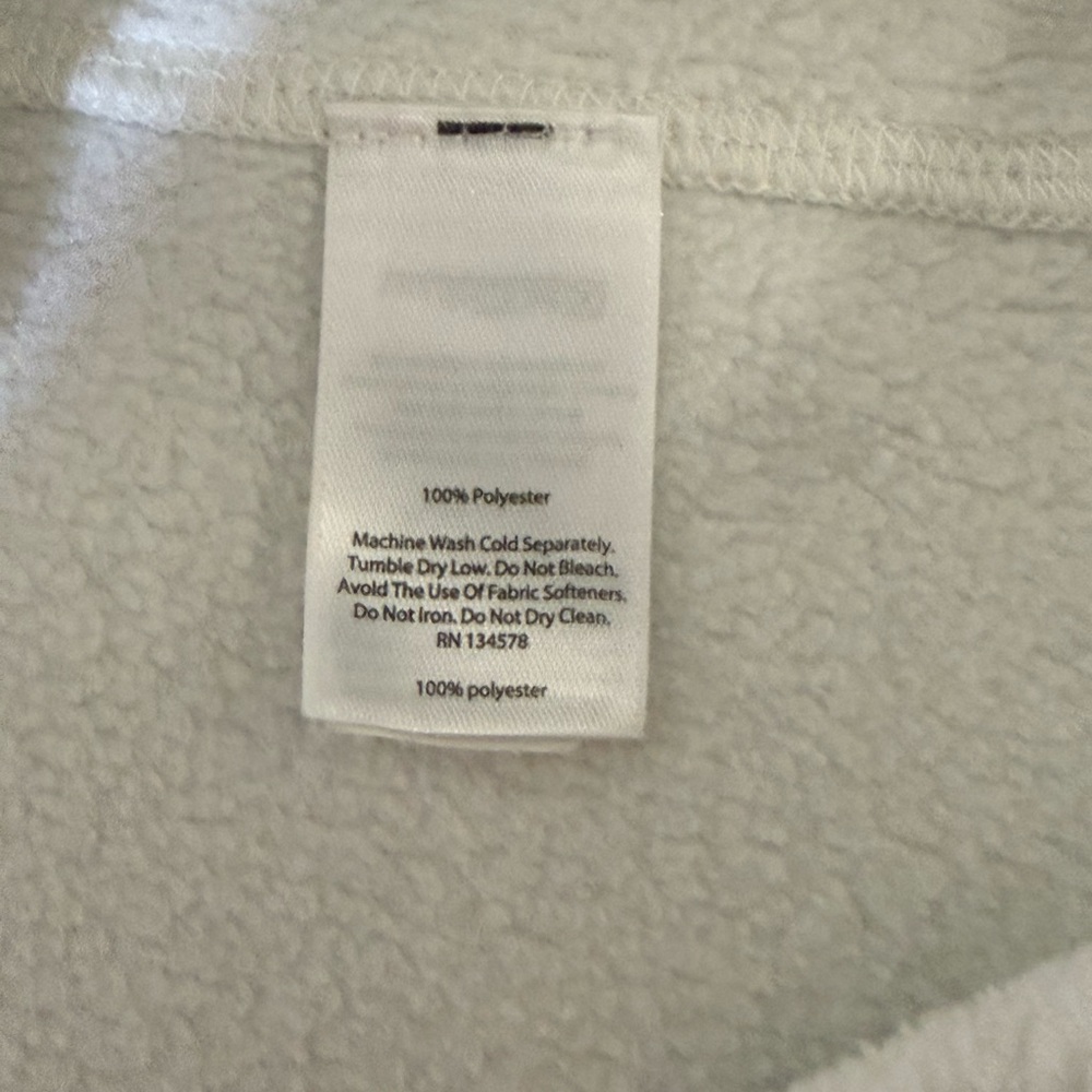 Vineyard Vines White Fleece Vest - Picture 6 of 6
